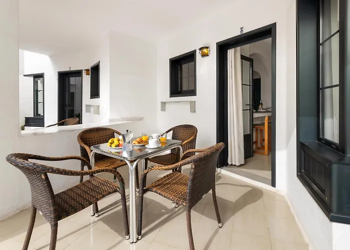Apartamentos Luz Y Mar